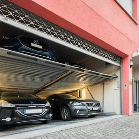 מלון Arndt Garni רוסט