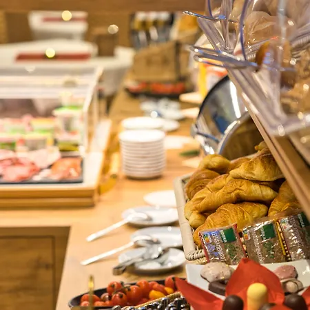 Arndt Garni Отель 3*