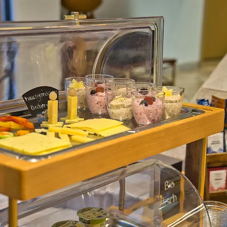 Отель Arndt Garni 3*