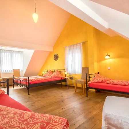 Arndt Garni Отель 3*