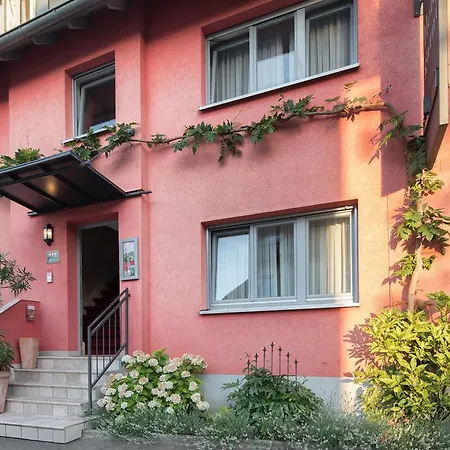 Arndt Garni 3* Rust
